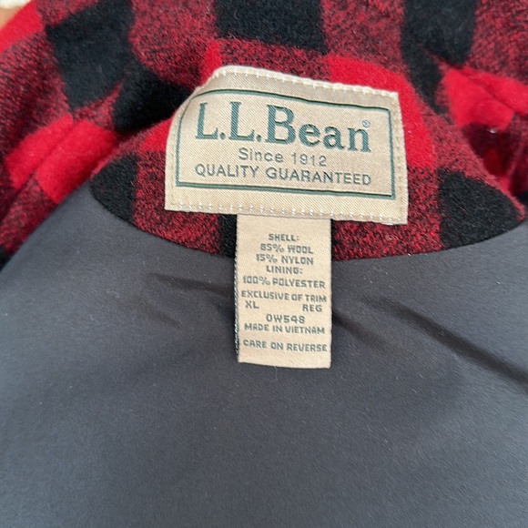 L.L. Bean Men's Maine Guide Zip-Front Jac-Shirt with PrimaLoft - Picture 11 of 12